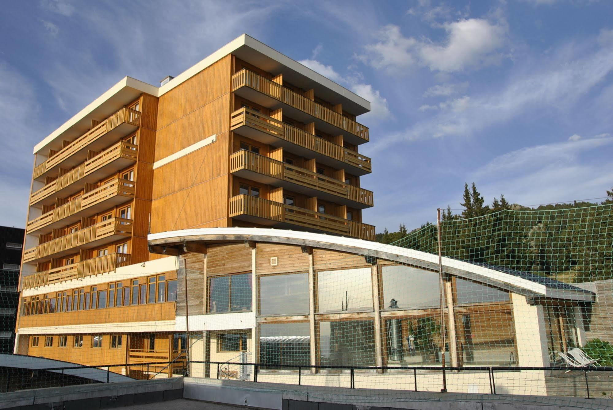 La Berangere Aparthotel Chamrousse Exteriör bild